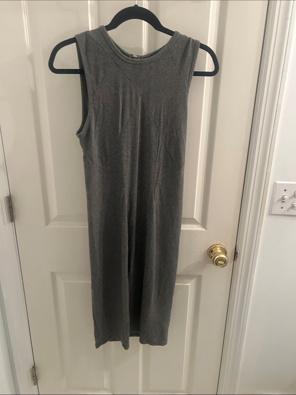 Express Sleeveless Grey Knit Midi Dress